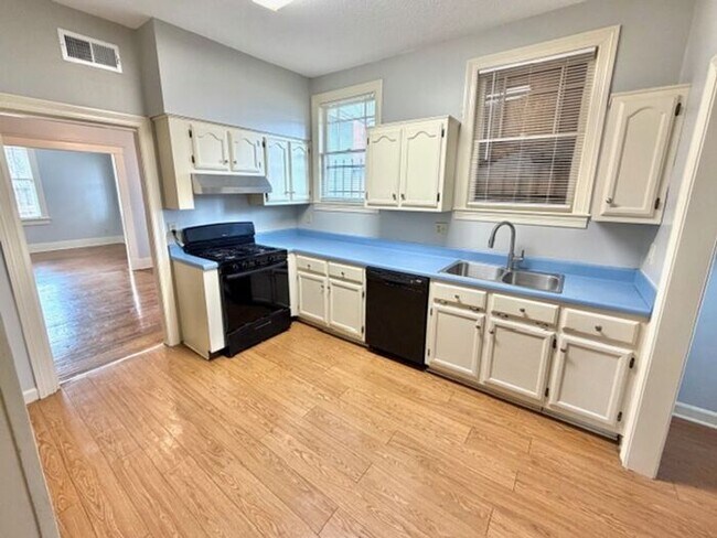 Now Leasing In Near Overton Park and Arts District- 4-bedroom 1.5 Bath Available Now!