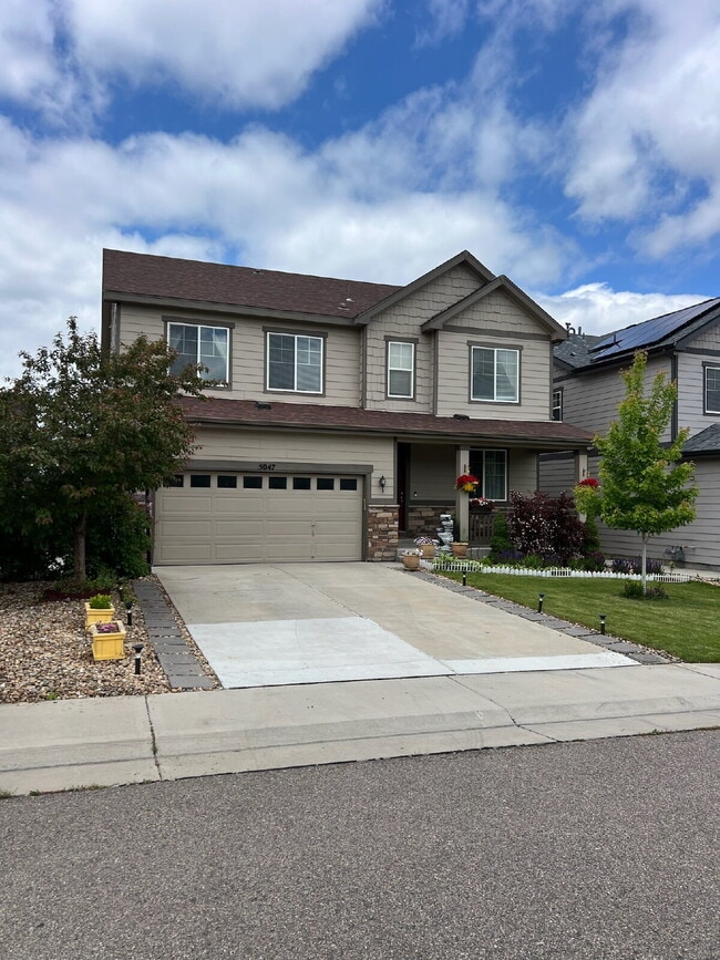 Photo - "Spacious 6-Bedroom Haven with 5 Full Baths in Aurora - 3,729 Sq. Ft. of Comfort & Style!"