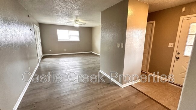 Photo - 1803 Fox Ave