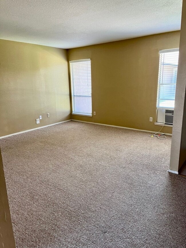 Photo - 3800 Maserati Dr Unit #2