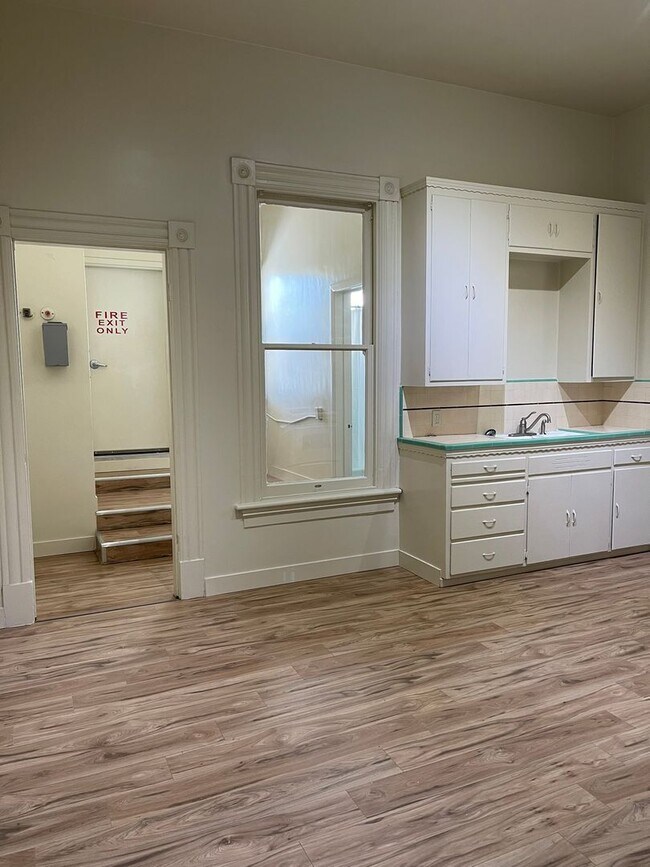 Photo - 2404 K St Unit K-2404-C