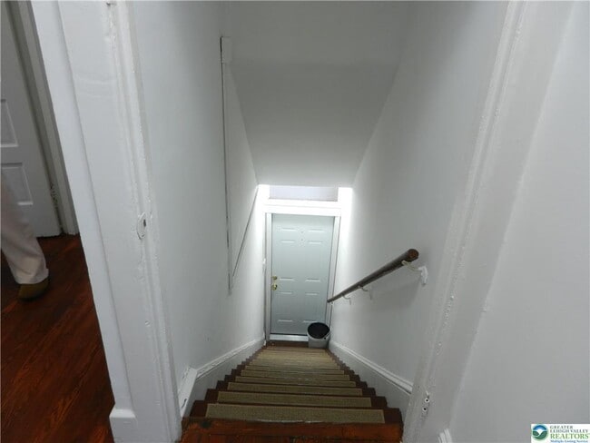 Photo - 1428 Center St Unit 2