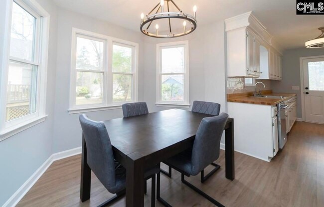 Photo - 121 Saddlebrooke Rd