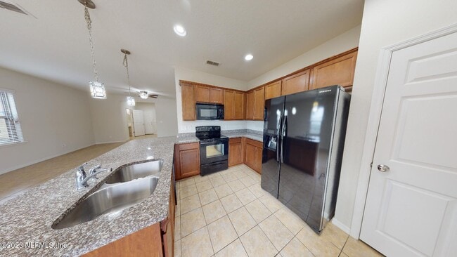 Photo - 7043 Beauhaven Ct