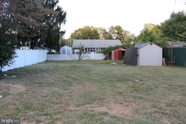 Photo - 413 Dickinson Rd