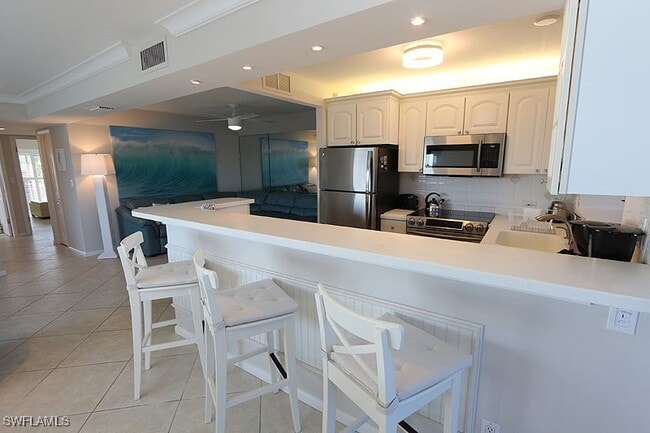 Building Photo - 3200 Gulf Shore Blvd N Unit 318 Rental