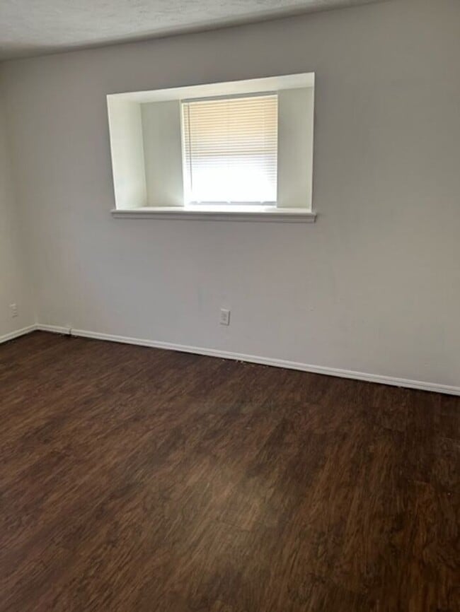 Photo - 333 NW 80th St