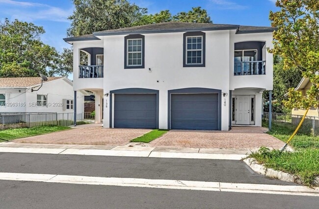 Photo - 140 NW 70th St