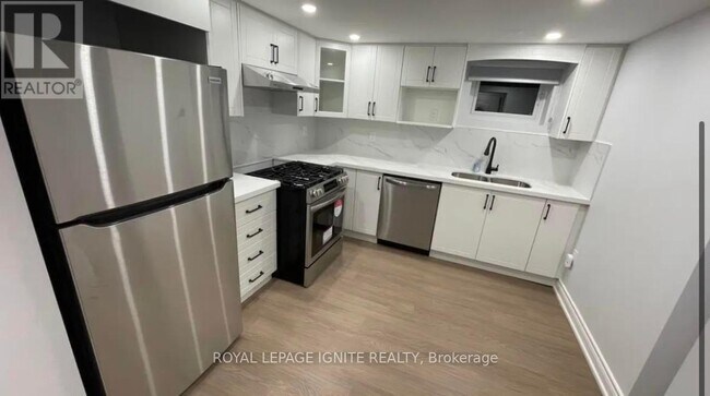 Photo - 23 Shaddock Crescent