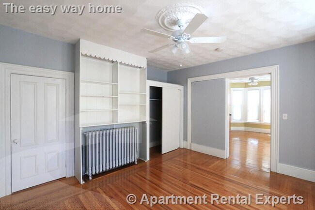 Photo - 58 Vinal Ave Unidad #2F