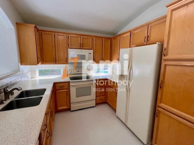 Photo - 230 Bartlett Ln