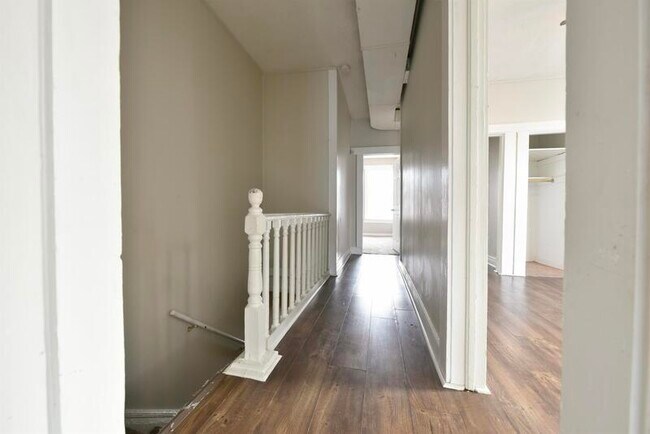 Photo - 536 S 30th St Unidad Apt 2