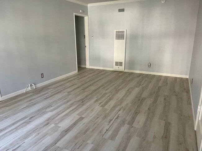 Photo - 4449 Kensington Rd