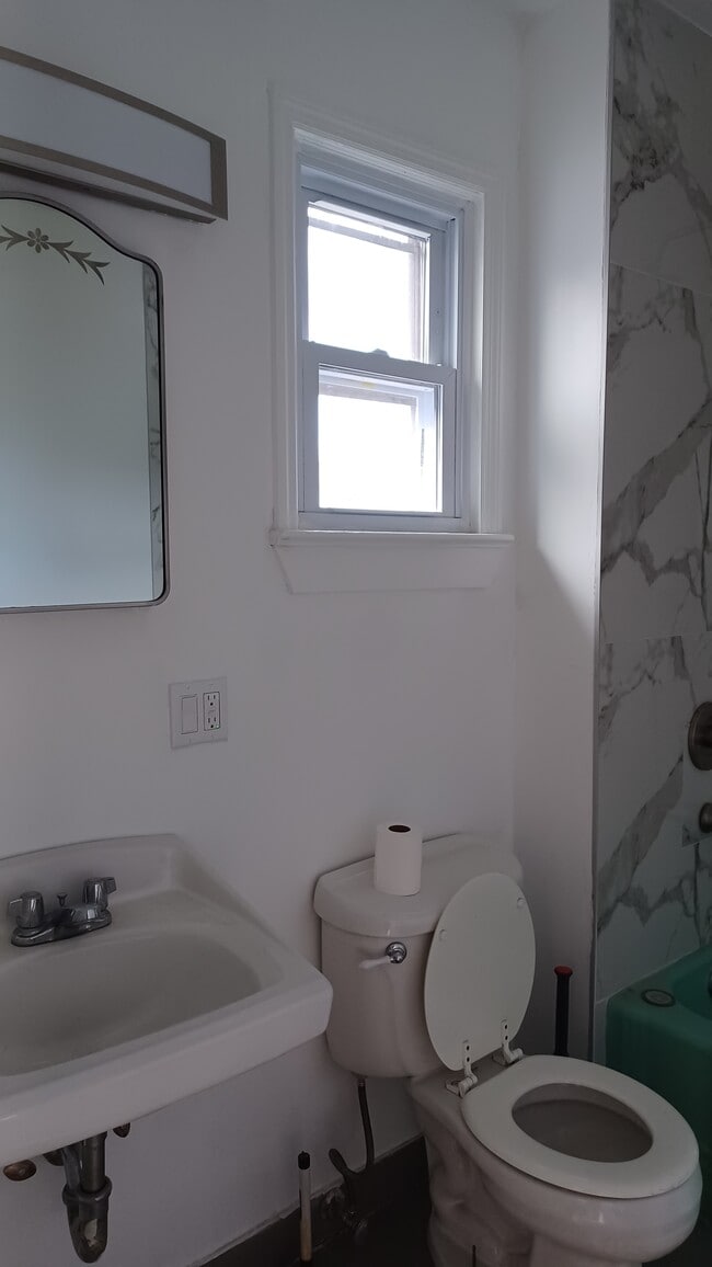 Photo - 33 Center St Unit 1