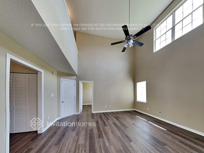 Photo - 171 Golding Dr