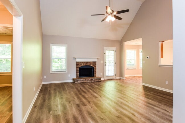 Photo - 20 Autumn Dr