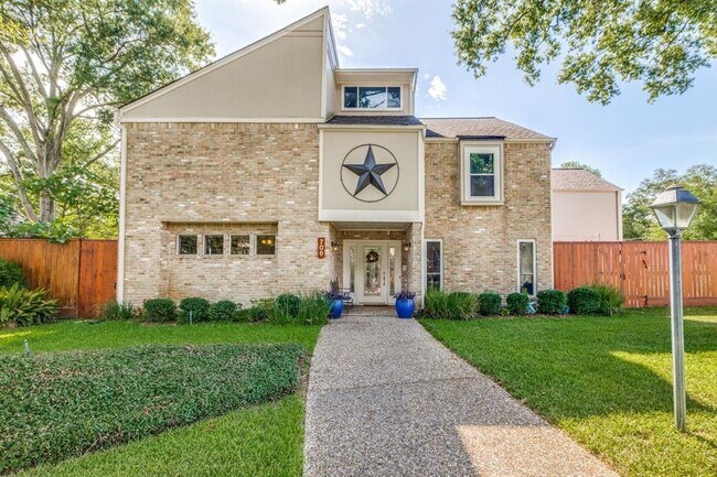 Photo - 706 Queensmill Ct Casa