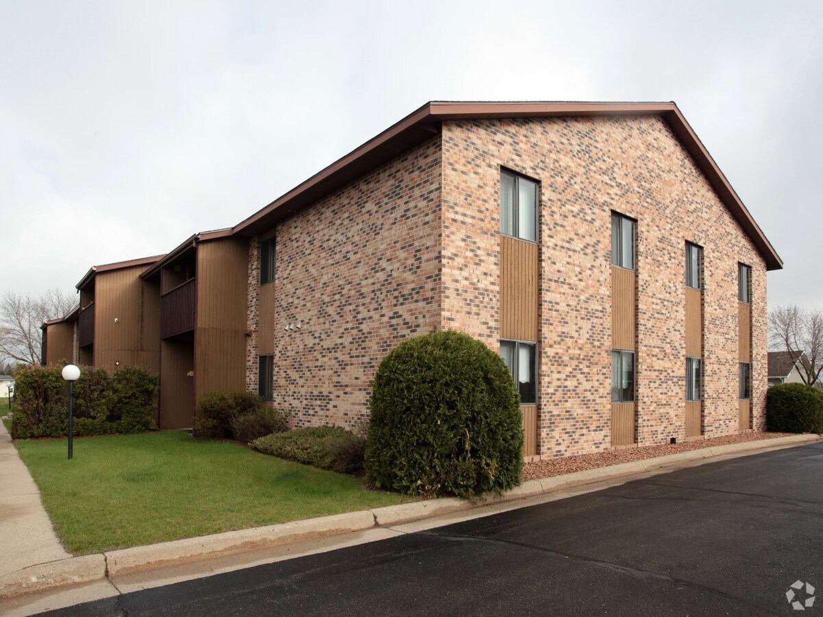 Photo - Chateau East Apartments