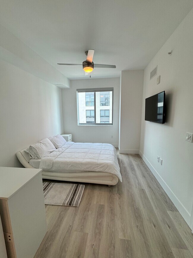 Photo - 47 NW 30th St Unit A3