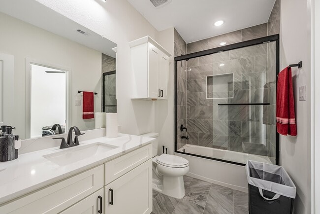 Photo - 8328 Corinth St
