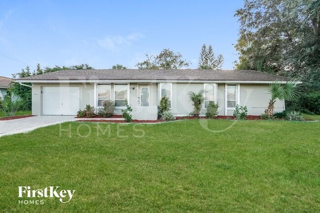 Building Photo - 2582 Lake View Blvd