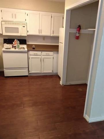 Photo - 811 N Spears St Unit 102