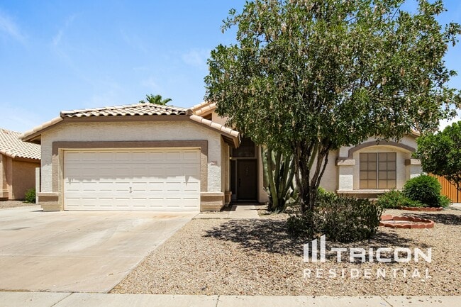 Building Photo - 12320 W Edgemont Ave Rental