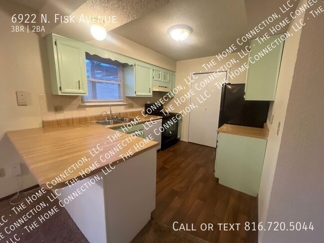 Photo - 6922 N Fisk Ave