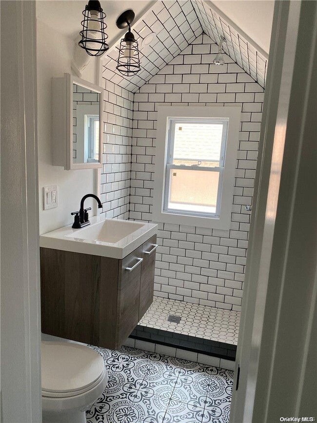 Photo - 122 E Fulton St Unidad upper