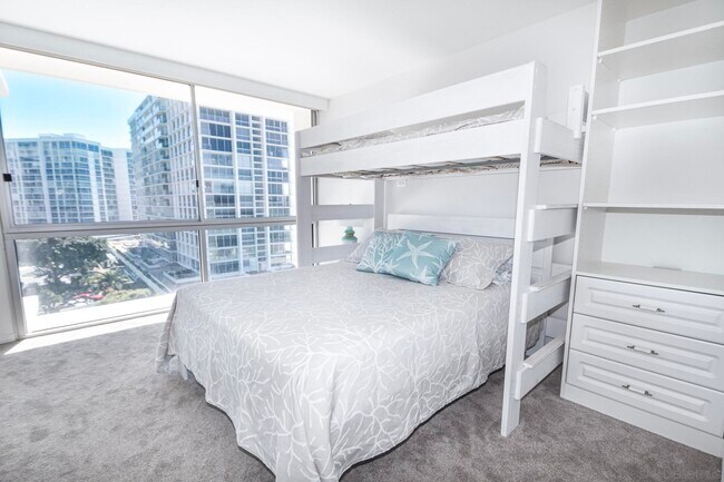 Photo - 1730 Avenida Del Mundo Unit 610