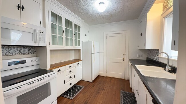 103 Windham Rd