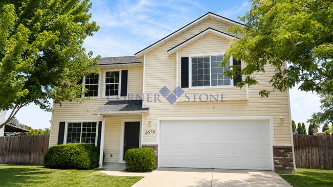 Building Photo - Large 4 Bedroom Home with Bonus Room!