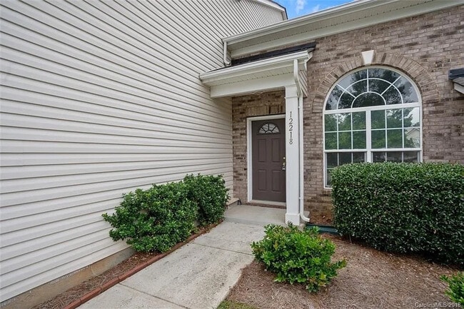 Photo - Room in Townhome on Stratfield Pl Cir