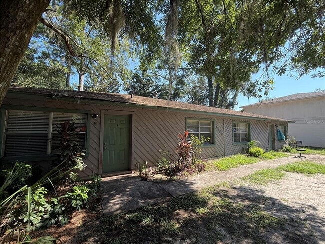 Building Photo - 2644 SW 31st Pl Rental