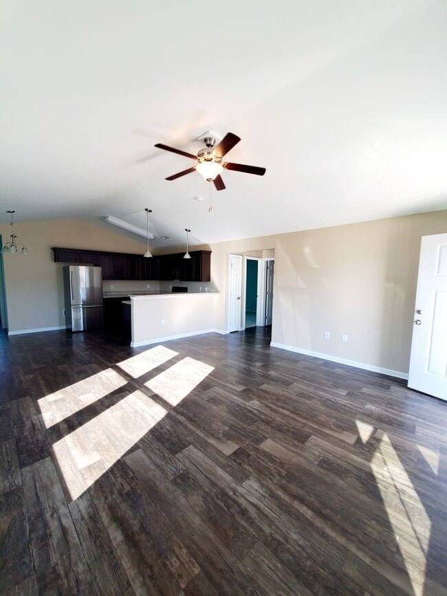 Photo - 1410 Boker Rd