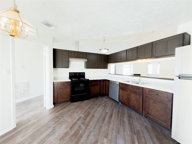 Photo - 13610 Piney Oaks Dr