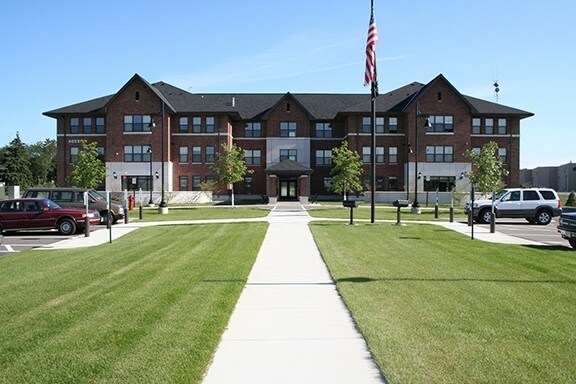 Al Loehr Veterans & Community Studio Apts - Al Loehr Veterans & Community Studio Apts