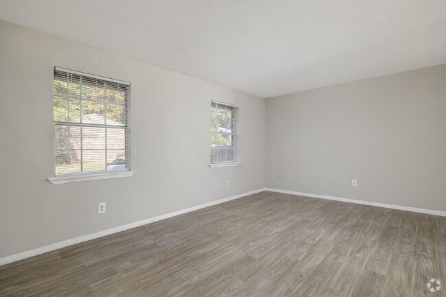 3BR, 1.5BA - 1,254SF - Living Room - Oxford Townhomes