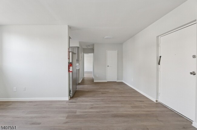 Photo - 94 Park Ave Unidad 3