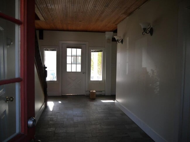 Building Photo - 110 Pear Alley