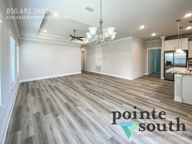 Photo - 324 Wickman Ave