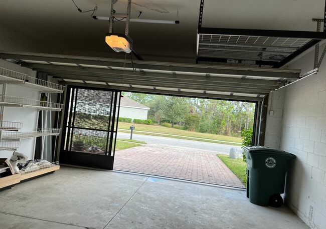 Photo - 152 Mendoza Cir
