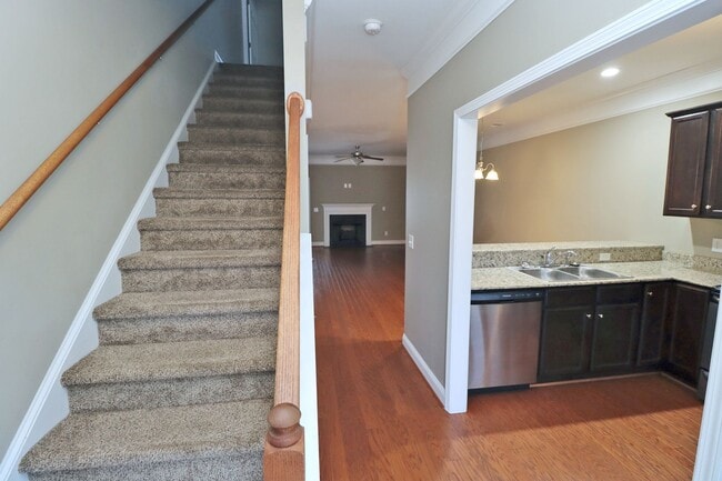 Photo - 2 Bedroom, 2.5 Bath Available in Hampton Forest!