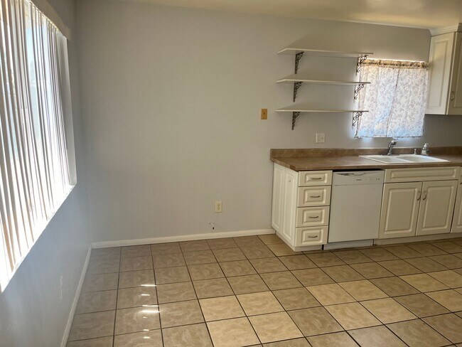 Photo - 15th St. 12268-12270 Unit 12270