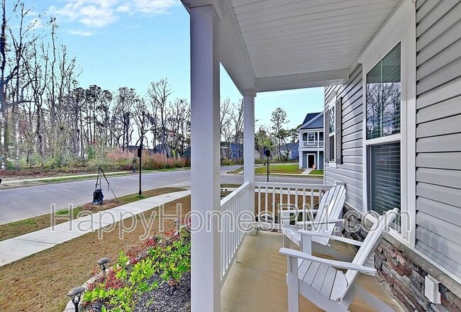 Photo - 1520 Roustabout Way