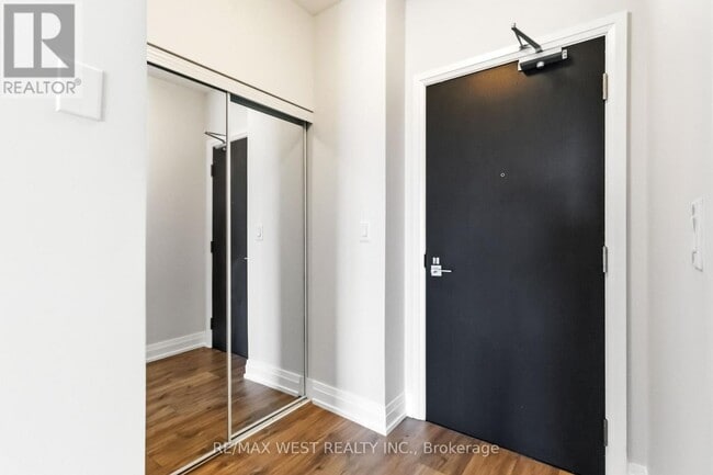 Photo - 3700 Hwy 7 W Unit 1404