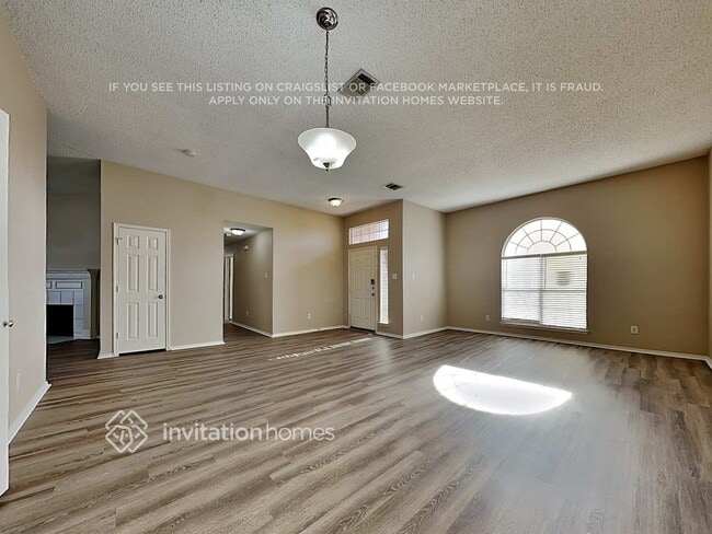 Photo - 2737 Preston Creek