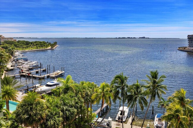 Photo - 1600 S Bayshore Ln Unidad 8D Rental