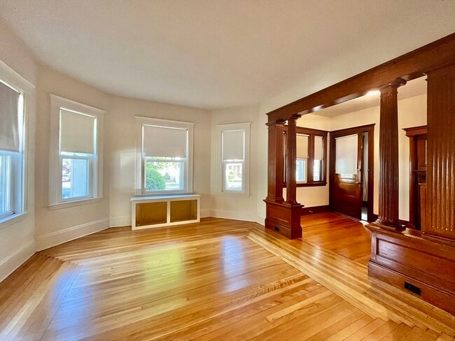 Photo - 116 Medford St Unit 1