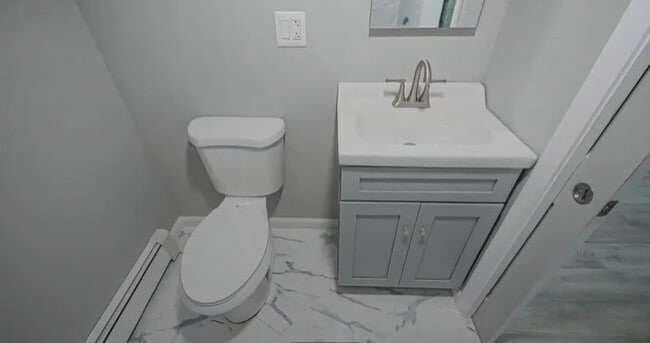 Photo - 105 Asylum St